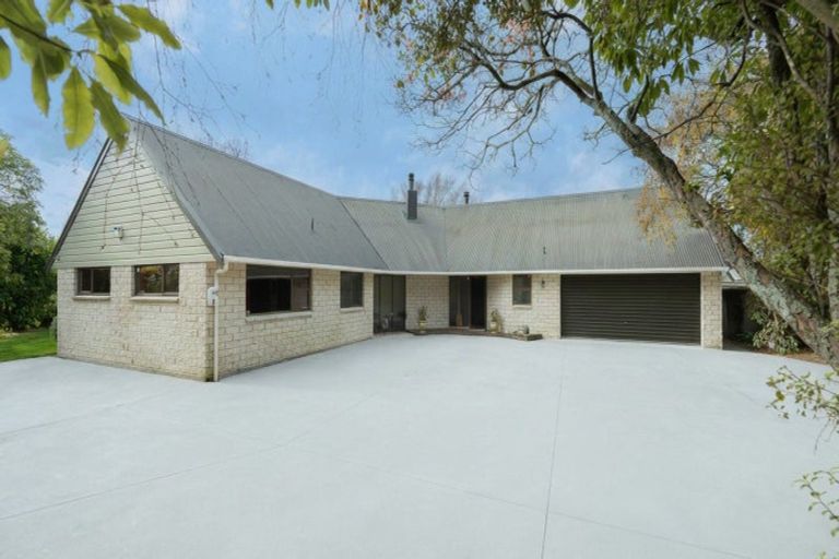 Photo of property in 537 No 1 Line, Longburn, Palmerston North, 4475