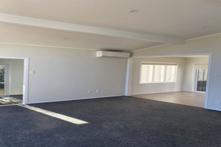 Photo of property in 43 Stredwick Drive, Torbay, Auckland, 0630