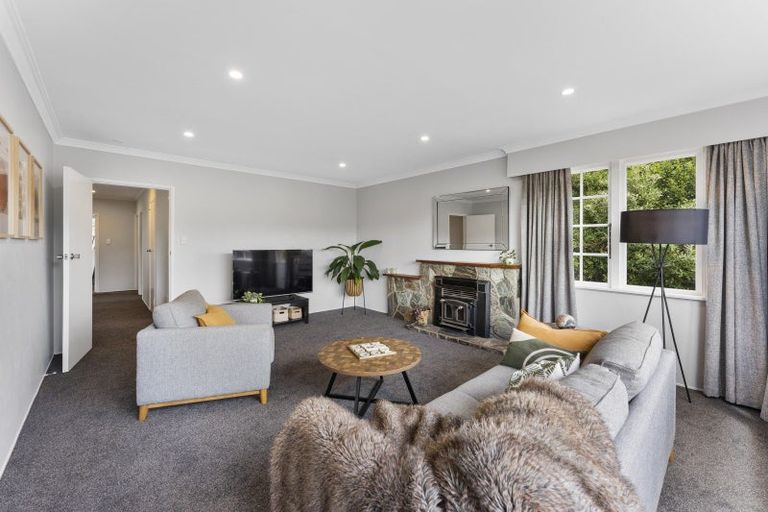 Photo of property in 15 Sunbrae Drive, Silverstream, Upper Hutt, 5019