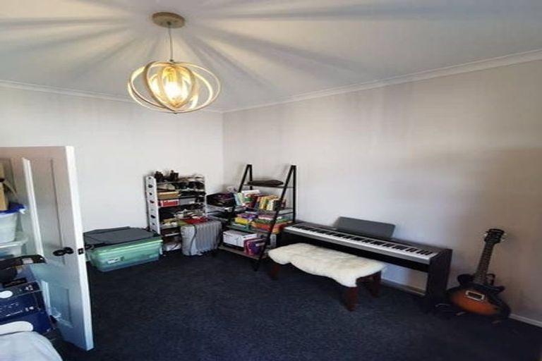 Photo of property in 1/57 Hawker Street, Mount Victoria, Wellington, 6011