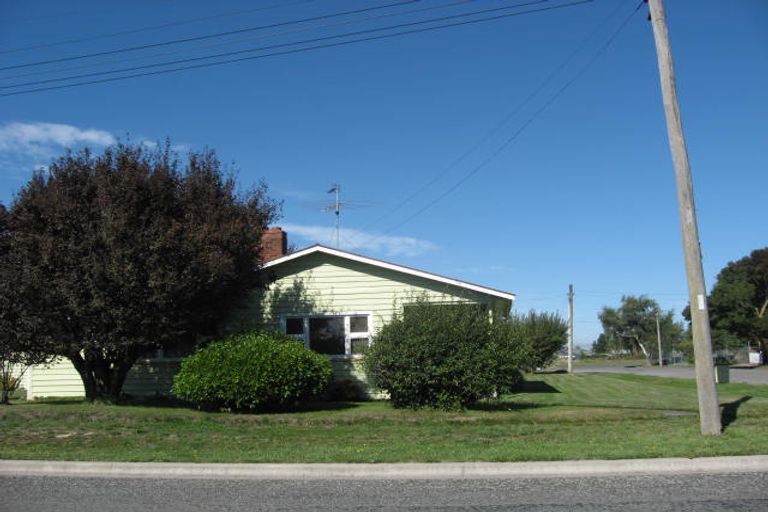Photo of property in 35 Mackie Street, Rakaia, 7710