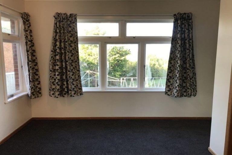 Photo of property in 33 Estuary Road, Weymouth, Auckland, 2103