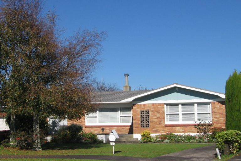 Photo of property in 5 Holden Place, Manukau, Auckland, 2025