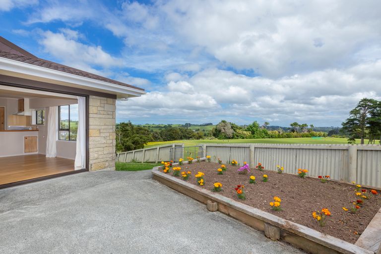 Photo of property in 1/10 Tomas Street, Wellsford, 0900