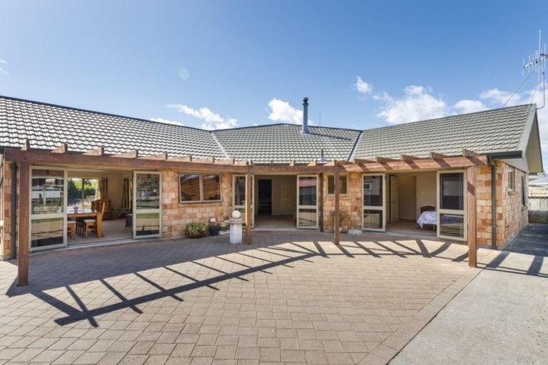 Photo of property in 5 Wilson Street, Bulls, 4818