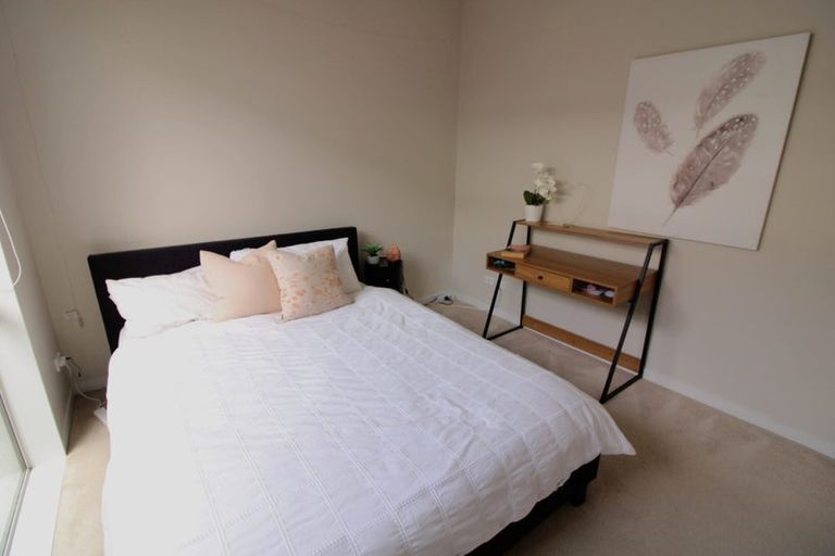 Photo of property in 216 Wainui Road, Silverdale, 0932