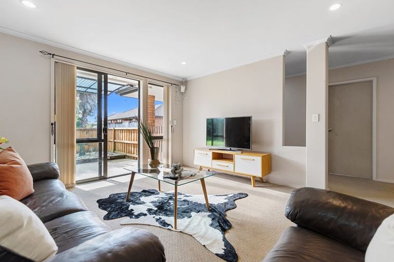 Photo of property in 51 Parkside Drive, Huntington, Hamilton, 3210