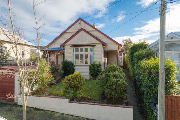 Photo of property in 27 Roslyn Terrace, West End, Timaru, 7910