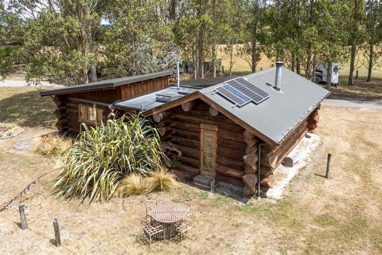 Photo of property in 570 Foothills Road, Okuku, Rangiora, 7473