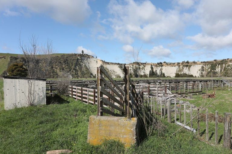 Photo of property in 22 Raumaewa Road, Mangaweka, 4797