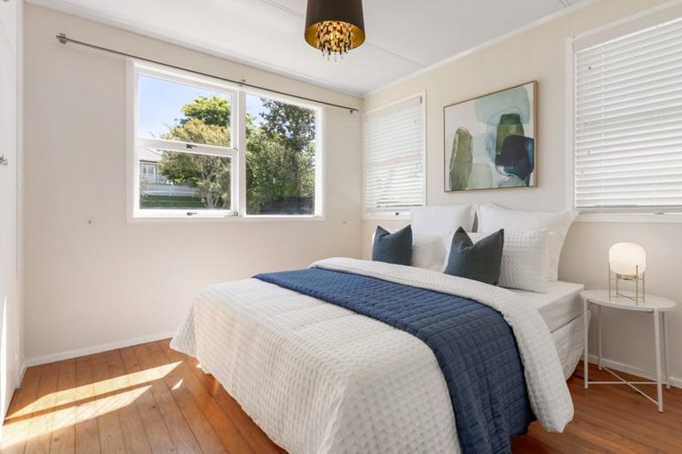 Photo of property in 2/25 Margaret Place, Milford, Auckland, 0620