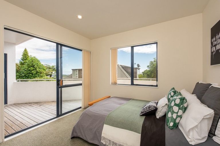 Photo of property in 136 Winara Avenue, Waikanae, 5036