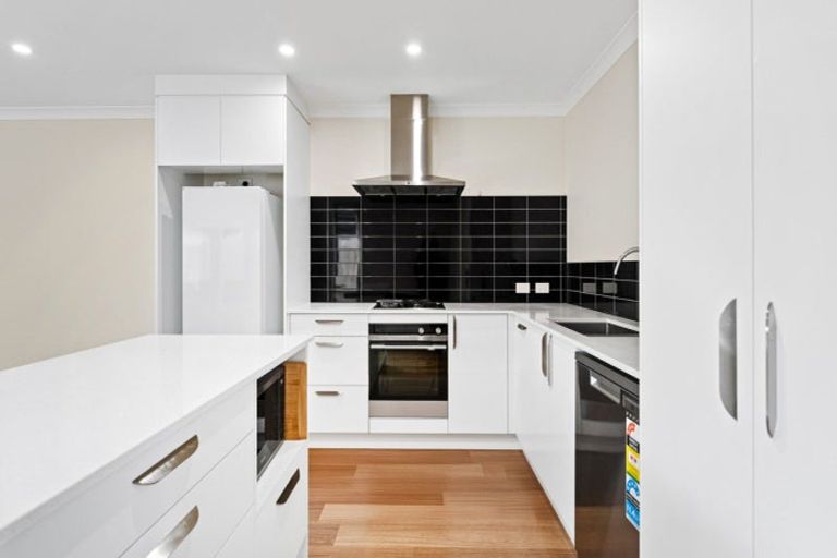 Photo of property in 263 Te Okuroa Drive, Papamoa, 3118