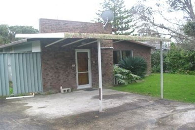 Photo of property in 1/15 Omana Road, Milford, Auckland, 0620