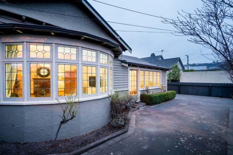 Photo of property in 20 Coughtrey Street, Saint Clair, Dunedin, 9012