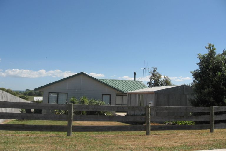 Photo of property in 254 Pukehina Parade, Pukehina, Te Puke, 3189