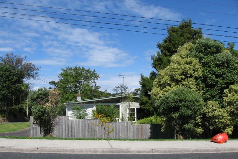 Photo of property in 25 Rewi Street, Torbay, Auckland, 0630