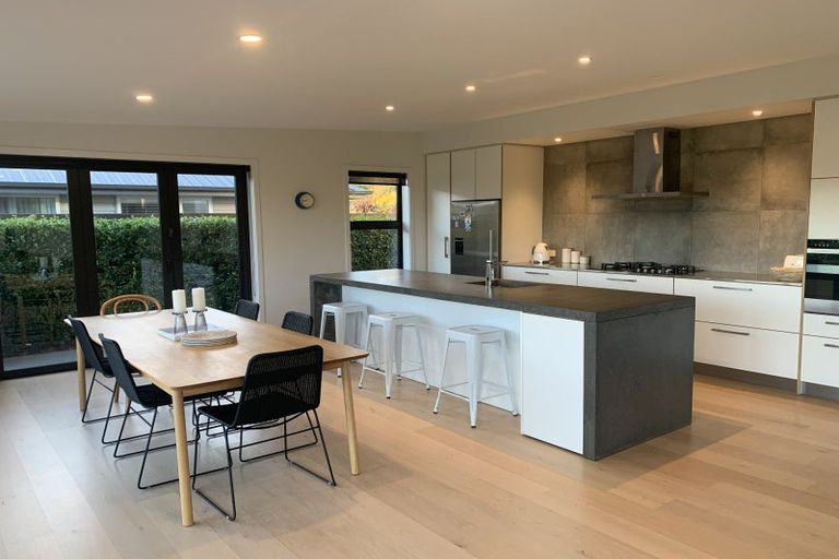 Photo of property in 32 Niger Street, Wanaka, 9305