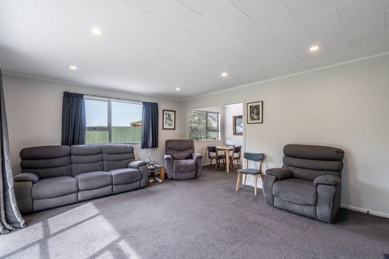Photo of property in 114 Dunbeath Crescent, Kew, Invercargill, 9812
