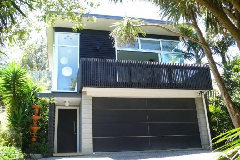 Photo of property in 58 Matai Road, Raumati South, Paraparaumu, 5032