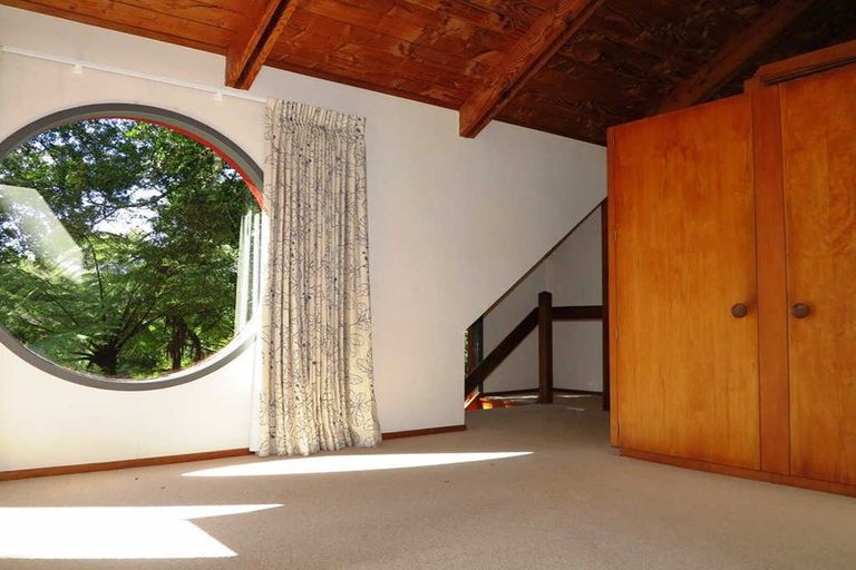 Photo of property in 52 Park Hill Road, Birkenhead, Auckland, 0626