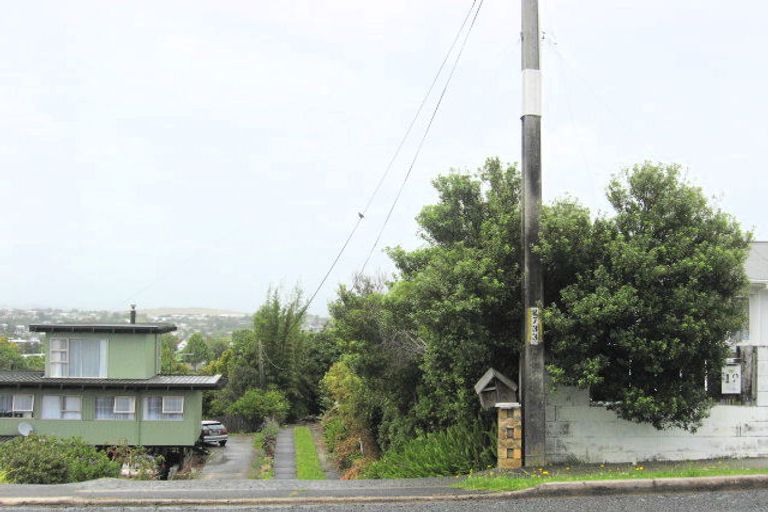 Photo of property in 17 Sherwood Road, Onerahi, Whangarei, 0110
