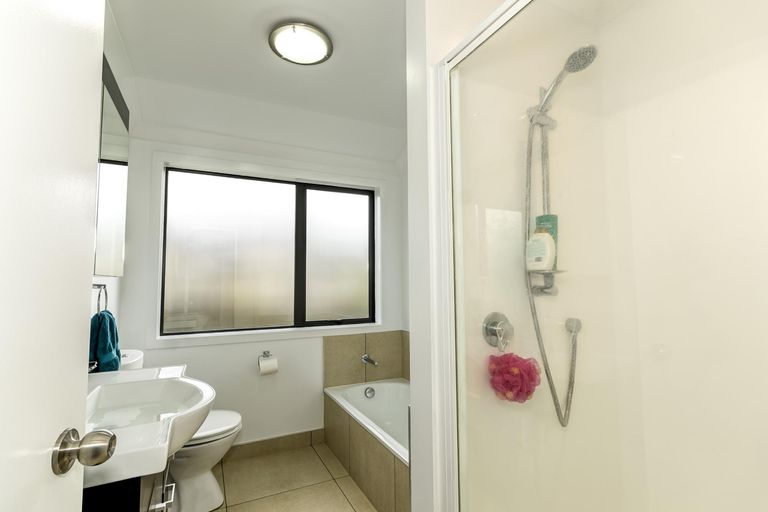 Photo of property in 22 Wimbledon Close, Nawton, Hamilton, 3200