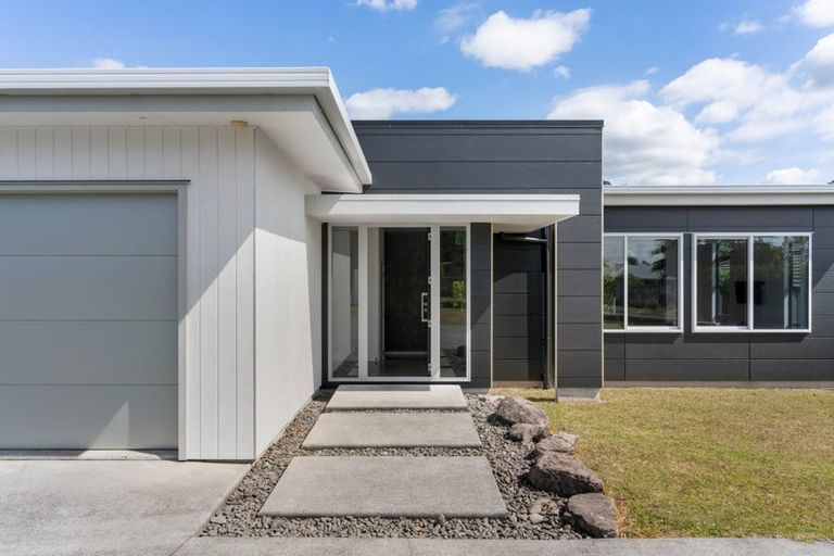 Photo of property in 38 Browns Drive, Waihi Beach, 3611