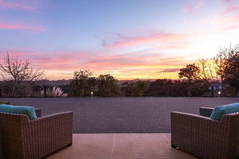 Photo of property in 298 Mahurangi West Road, Puhoi, Warkworth, 0983