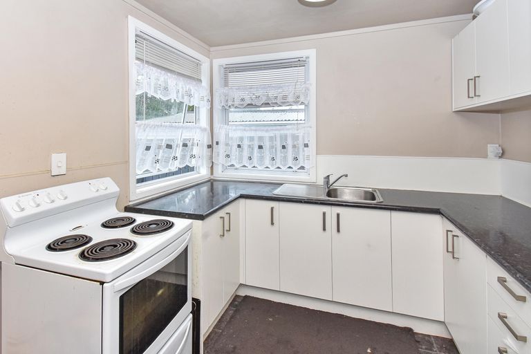 Photo of property in 42 Clayton Avenue, Otara, Auckland, 2023