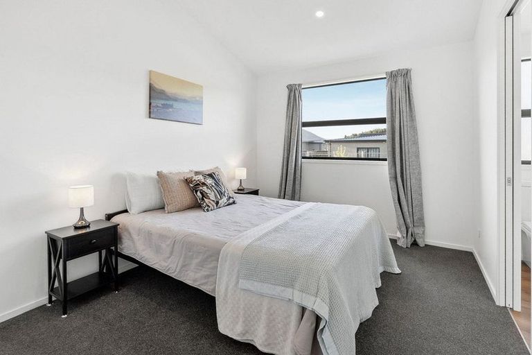 Photo of property in 9 Mcneil Crescent, Wanaka, 9305