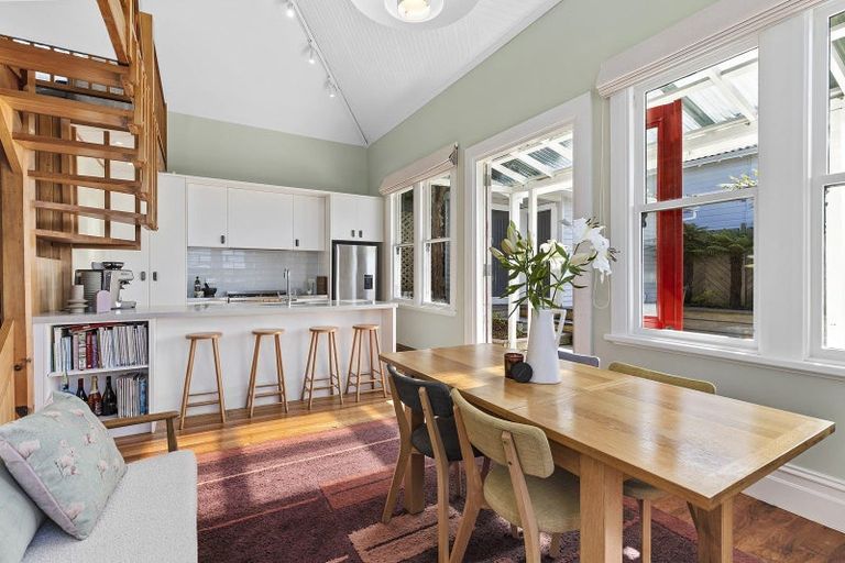 Photo of property in 48 Konini Road, Hataitai, Wellington, 6021