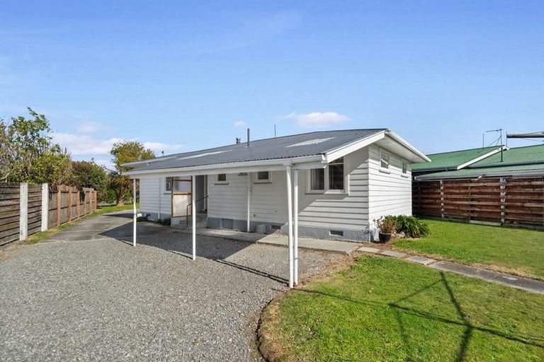 Photo of property in 10 Fergusson Street, Solway, Masterton, 5810