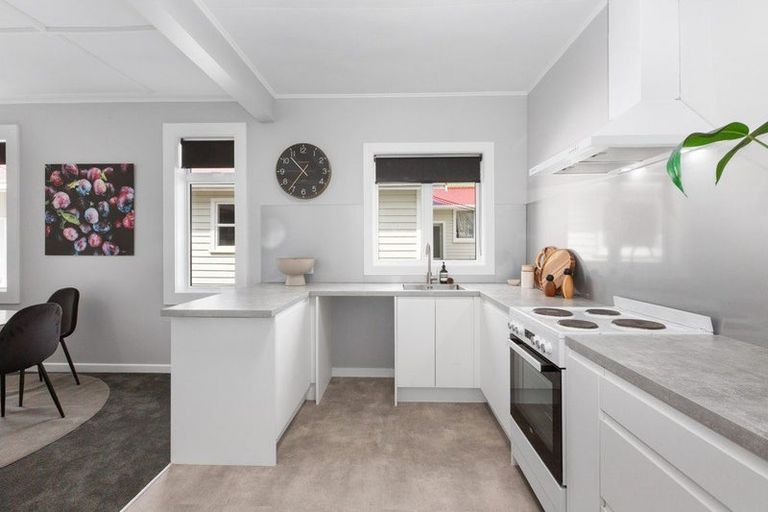 Photo of property in 11 Hobart Street, Miramar, Wellington, 6022