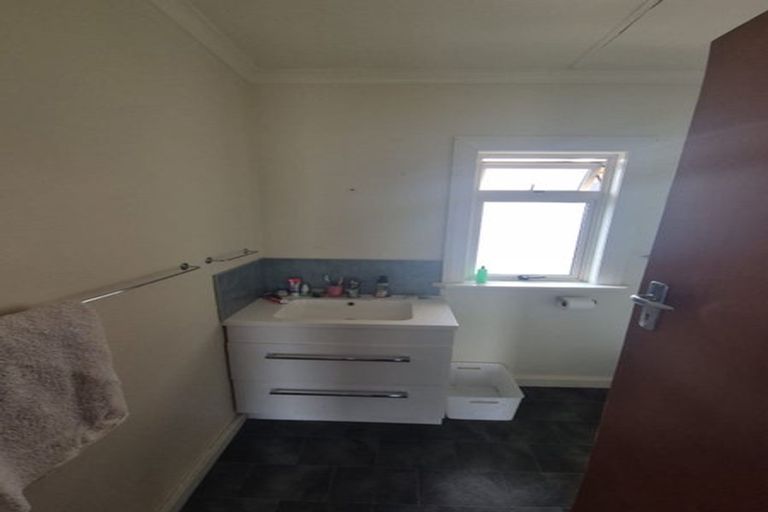 Photo of property in 9 Moorhouse Street, Waimate, 7924