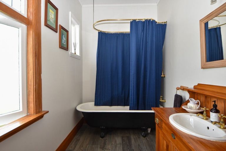 Photo of property in 15 Brown Avenue, Carterton, 5713