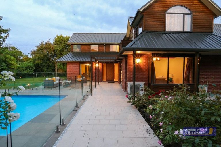 Photo of property in 119 Totara Street, Riccarton, Christchurch, 8041