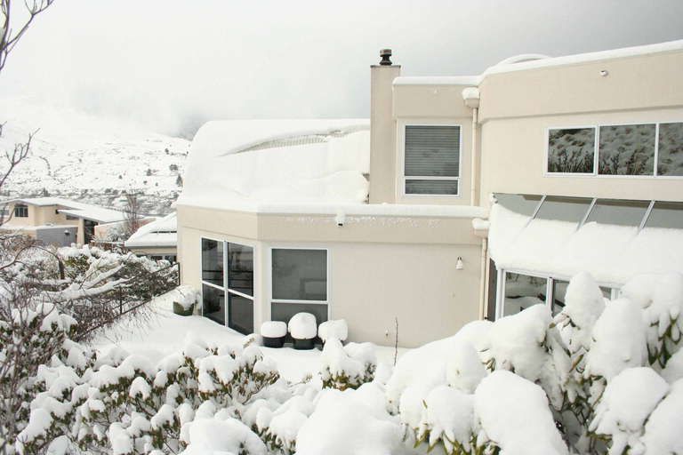 Photo of property in 2 Peregrine Place, Queenstown, 9300