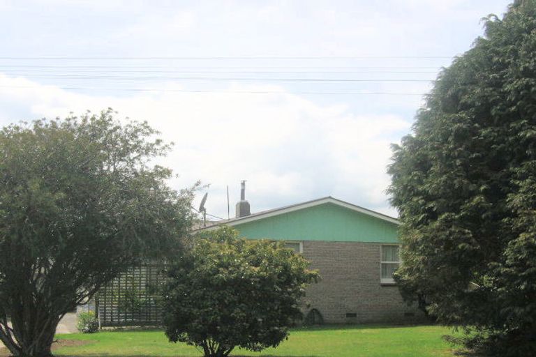 Photo of property in 6 Coulter Road, Owhata, Rotorua, 3010