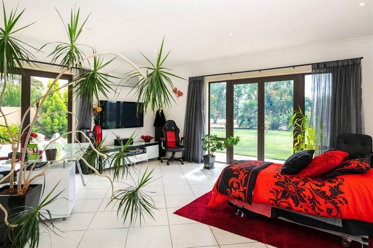 Photo of property in 88 Dry Hills Lane, Riverlands, Blenheim, 7274