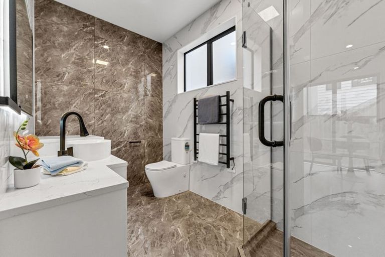 Photo of property in 12 Greenstead Close, Flat Bush, 2019