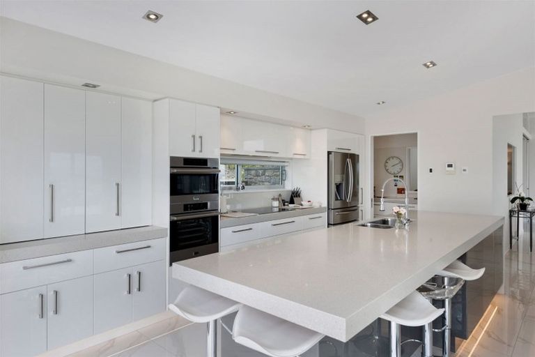 Photo of property in 1 Ti Kouka Eco Lane, Redcliffs, Christchurch, 8081