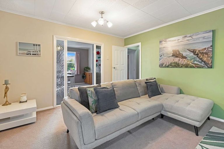 Photo of property in 39 Kennedy Drive, Levin, 5510