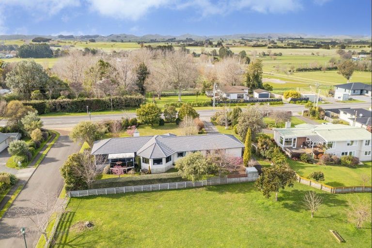 Photo of property in 208 Porangahau Road, Waipukurau, 4200