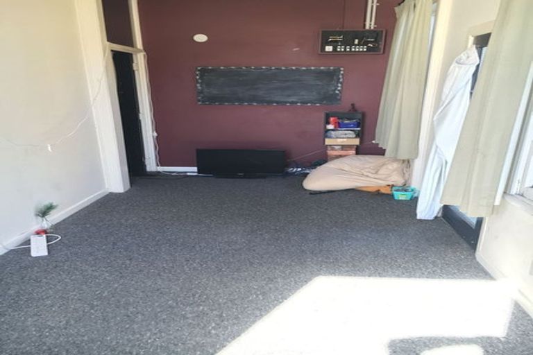 Photo of property in 47 Aurora Terrace, Kelburn, Wellington, 6012