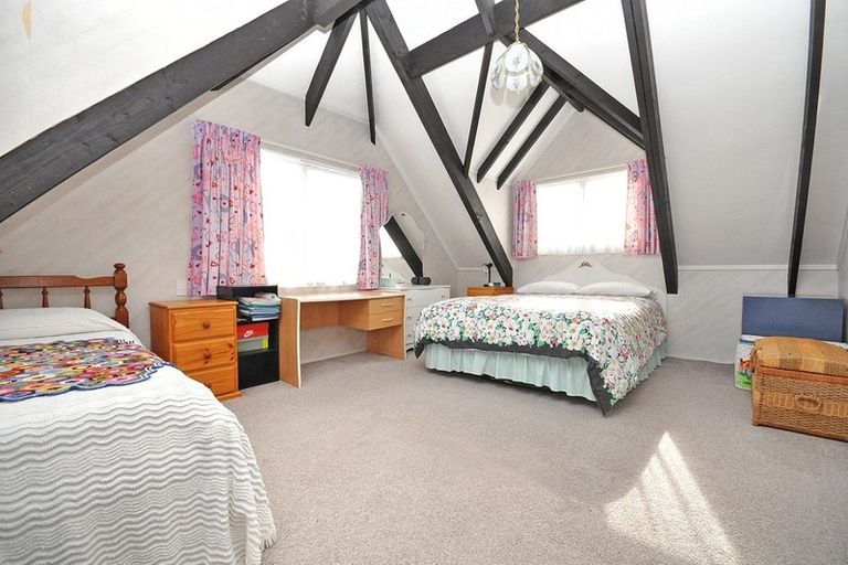 Photo of property in 2/37 Reeves Road, Pakuranga, Auckland, 2010