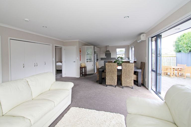 Photo of property in 26 Leon Street, Riverdale, Gisborne, 4010