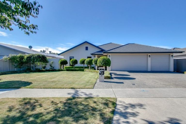 Photo of property in 21 Merlot Drive, Greenmeadows, Napier, 4112