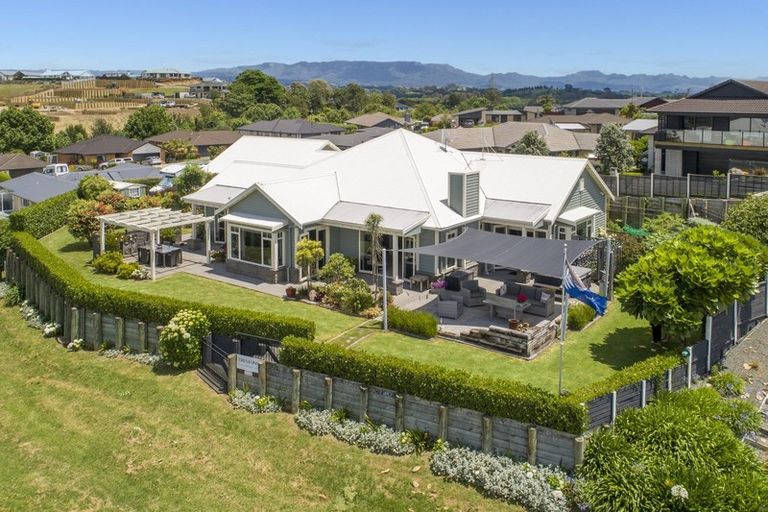 Photo of property in 15 Lynley Park Drive, Omokoroa, 3114