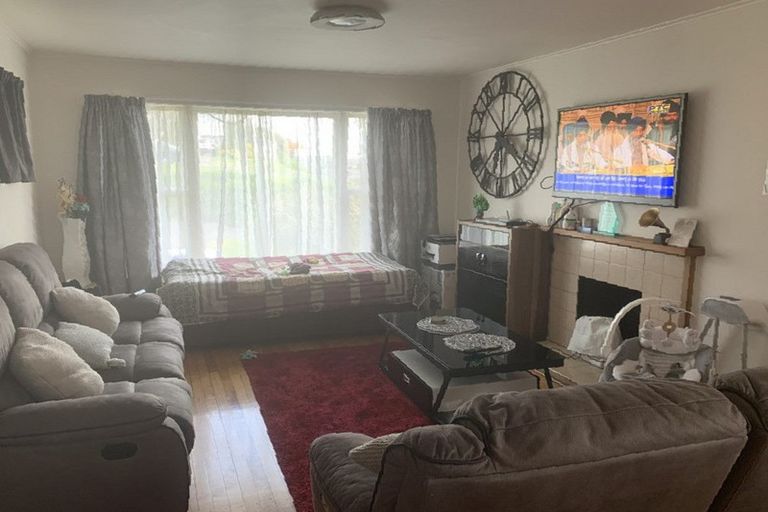 Photo of property in 15 James Street, Glenfield, Auckland, 0629